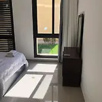 G Cribs B15